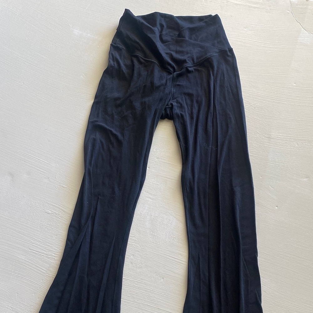 Women’s Black Flared Yoga Pants